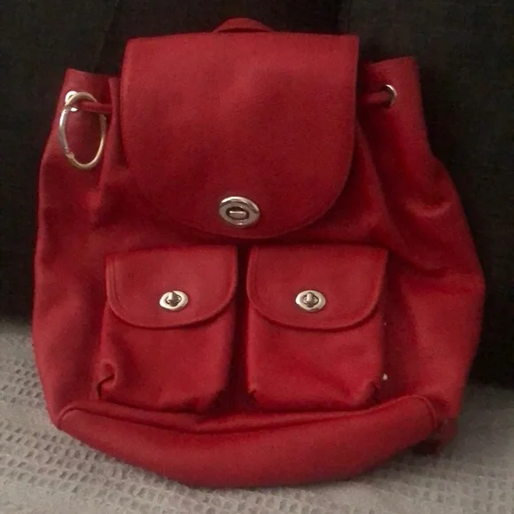 Authentic Coach backpack - Picture 4 of 8